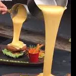 QUESO EN MESA