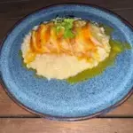 LAGOSTA GRELHADA COM RISOTO DE LIMÃO