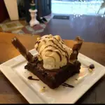 Brownie Con Helado