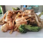 Udon con aderezo chipotle