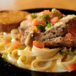 ALFREDO CHICKEN PASTA