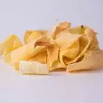 Chips mandioca cebola e salsa