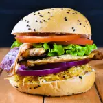 Burger Pollo Tocino