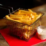Papas fritas 🥔🍟🥚