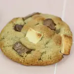 Cookie 3 chocolates