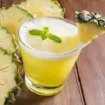 ABACAXI C/ ÁGUA DE COCO