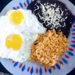 (ElJ) Huevos con frijoles, arroz