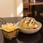 Sábado com Recheada + Fritas