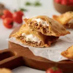 Pastel de frango com catupiry