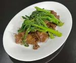Carne con hoja de mostaza