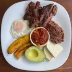 TIPICO DE LA CASA