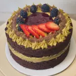 TORTA DE PISTACHO Y MORAS