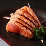 2 UnSASHIMI SALMÃO MAÇARICADO