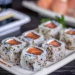 10 URAMAKI (PEÇAS TRADICIONAIS )