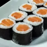 Hossomaki de salmão