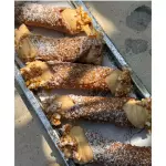 Caja Cannoli caramelo salado