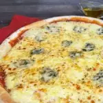 Pizza Salgada - 4 Queijos