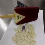 ELEGANTE DE ALMENDRAS
