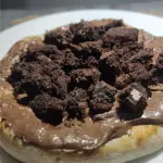 CHOCOLATE AO LEITE COM BROWNIE
