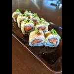 URAMAKI AVOCADO