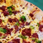 CARNE SECA C/ BRÓCOOLIS CREAM CHEESE