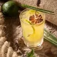 CAIPIRINHA DE JAMBÚ