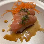 DUPLA DE NIGIRI AO MOLHO DE OSTRAS
