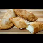 Empanada Queso