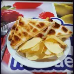 Tostado con papitas