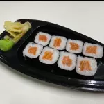 8 UN SHAKEMAKI