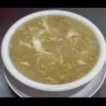 Sopa de maíz con pollo