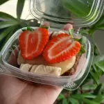 Brownie com Ninho e Morango