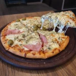 Pizza de Roquefort y Jamon