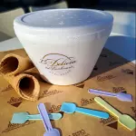 1 kg de helado + 4 barquillos