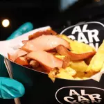 Salchipapa Clásica