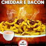 Batata-Frita com Cheddar e Bacon