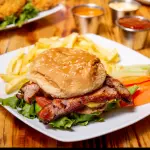 HAMBURGUESA CON TOCINO