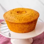 Bolo de cenoura sem calda