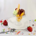 Duraznos con helado