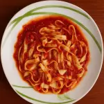 Massa ao Molho ao Sugo
