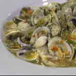 ALMEJAS AJILLO/ CLAMS WITH GARLIC