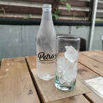 Agua en botella