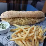 FRICASSÊ DE FRANGO