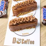 ENTRE MET SNICKERS