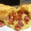 PASTEL DE BACON COM QUEIJO