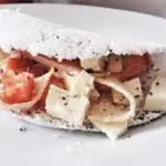 Tapioca de Palmito, Queijo eTomate