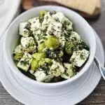 Queijo feta aromatizado