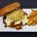 LA PASTORA BURGUER
