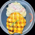 FILETE DE POLLO CON FETTUCCINE