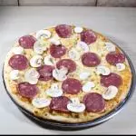 PIZZA FAMILIAR DE 2 ING + BEB 1.3 L